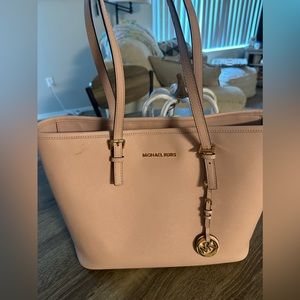 Micheal Kors tote bag